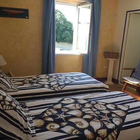 לינה וארוחת בוקר Juaye-Mondaye La Ferme Manoir Saint Barthelemy מראה חיצוני תמונה