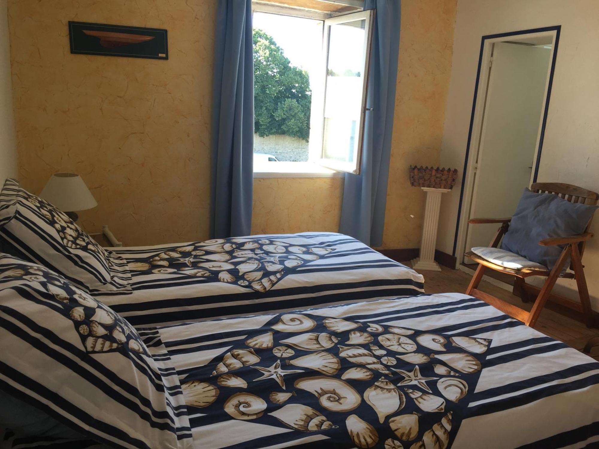 לינה וארוחת בוקר Juaye-Mondaye La Ferme Manoir Saint Barthelemy מראה חיצוני תמונה